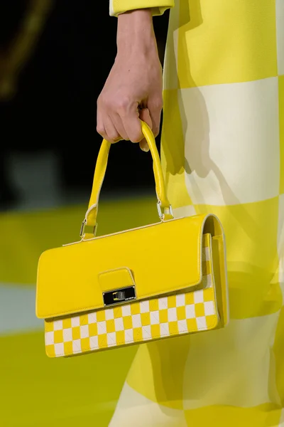 Look 23
